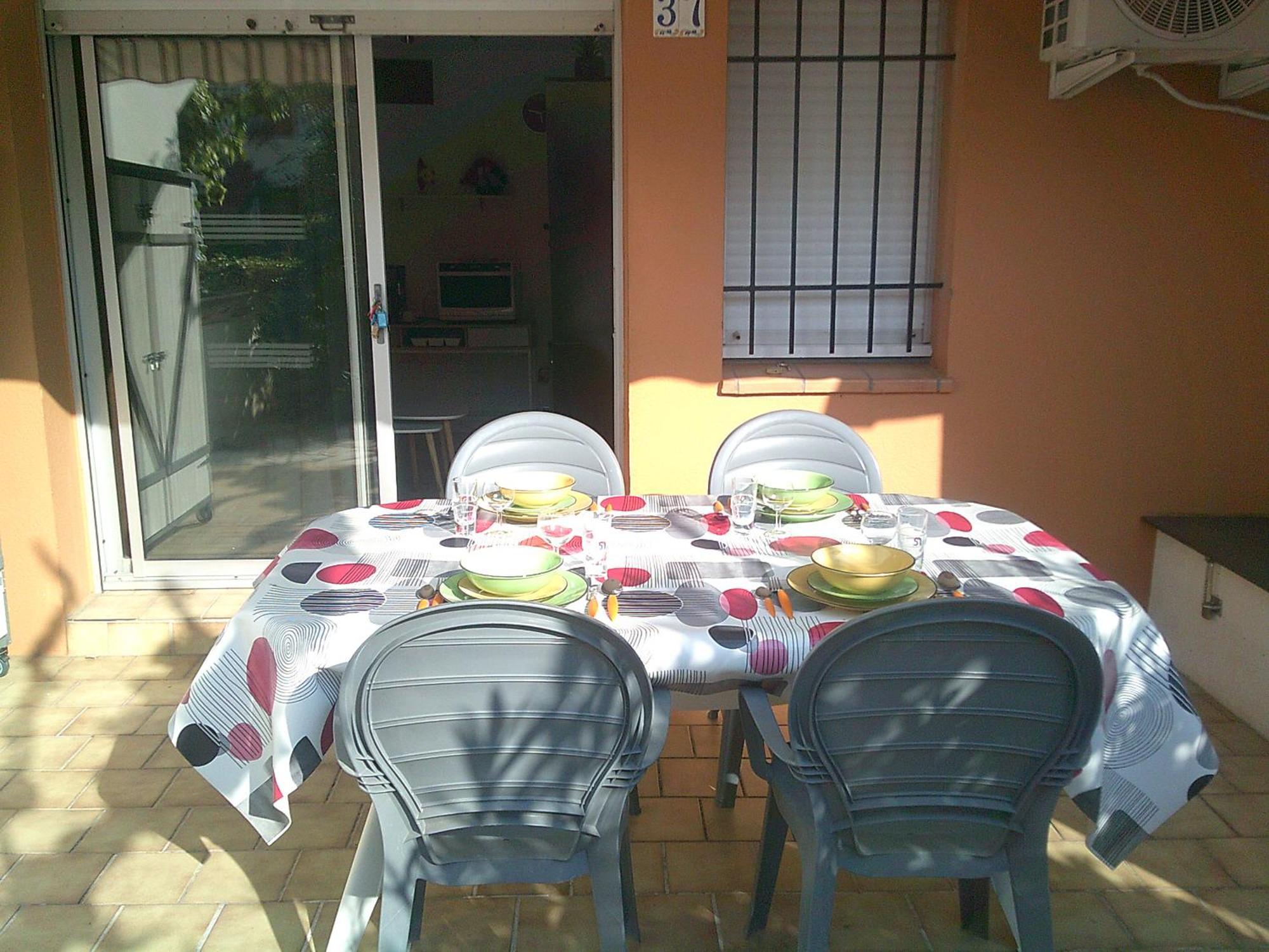 Vittoria Immobilier 6 -Reglement Sur Place - Cheques Vacances Acceptes La Grande-Motte Room photo